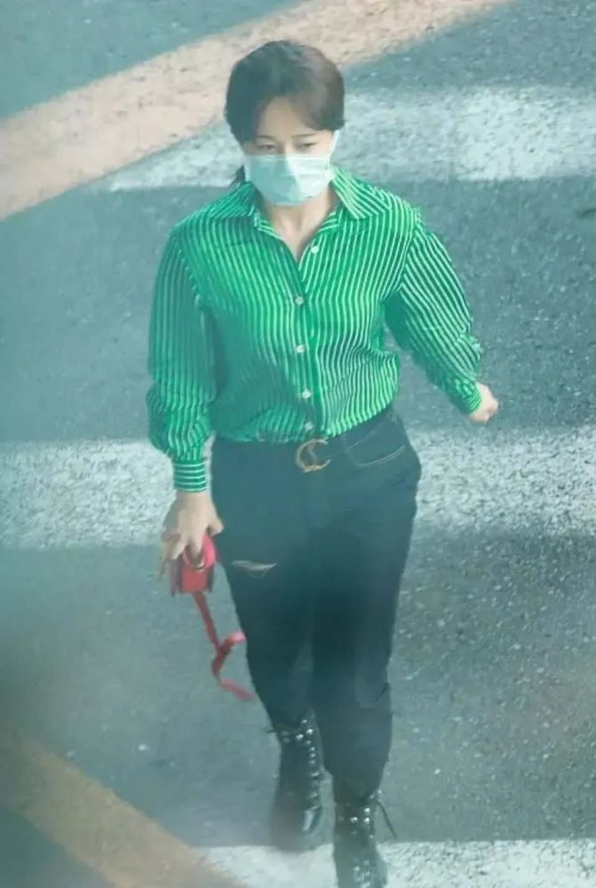 杨紫|她到底是时尚绝缘体，还是被造型师坑了……