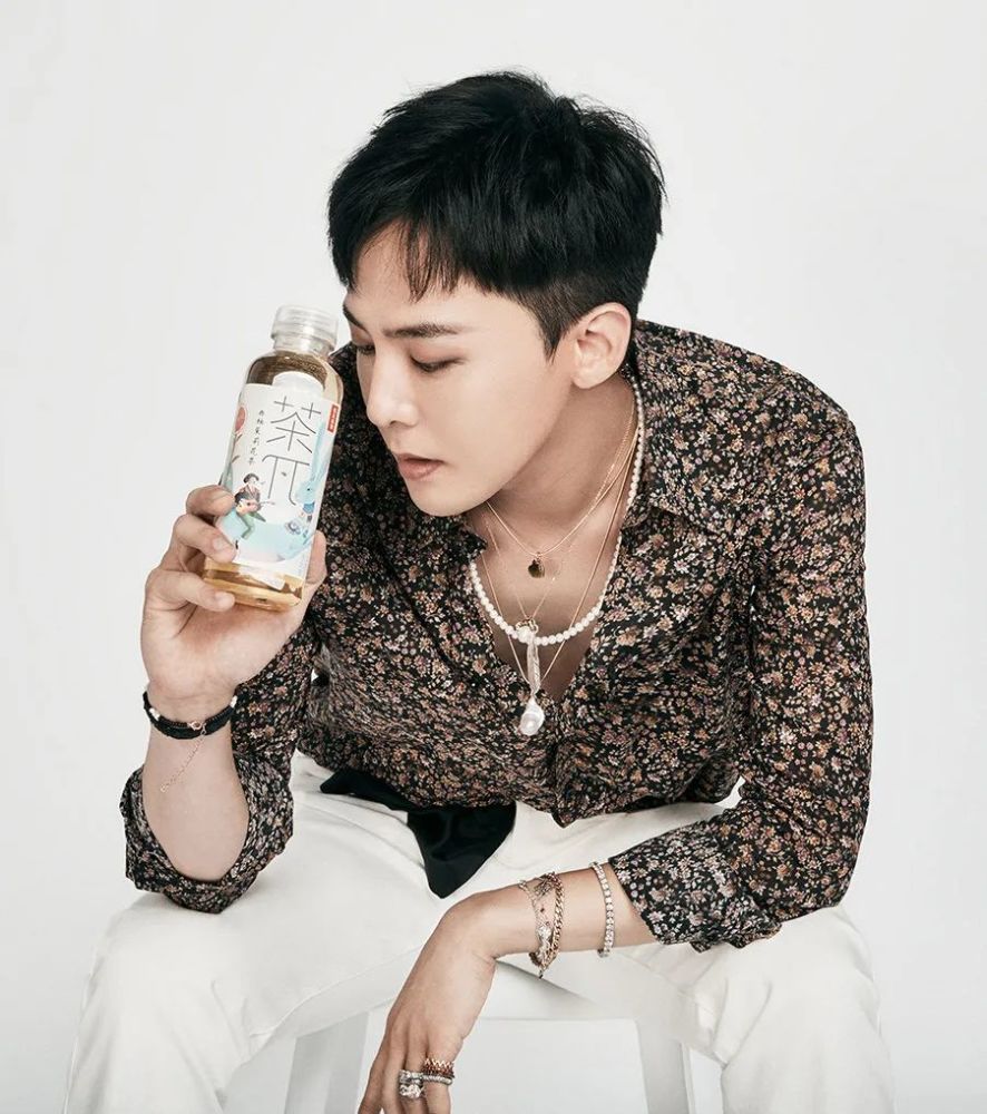 锁骨杀最新权志龙茶派宣传图