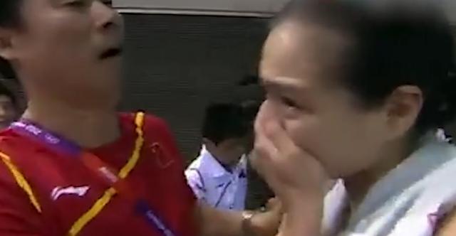 吴敏霞|吴敏霞曾被嘲是郭晶晶跟班，能拿金牌全靠她，还被指嫁得不如她？