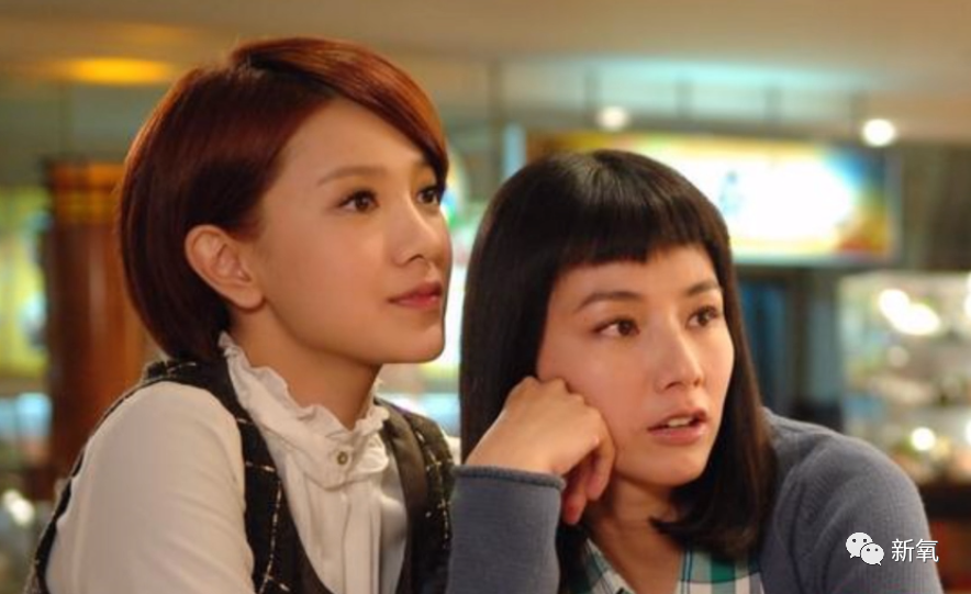 杨幂|从土甜女孩do成棱角冷艳女王脸，杨幂见了她都认怂，凭什么？