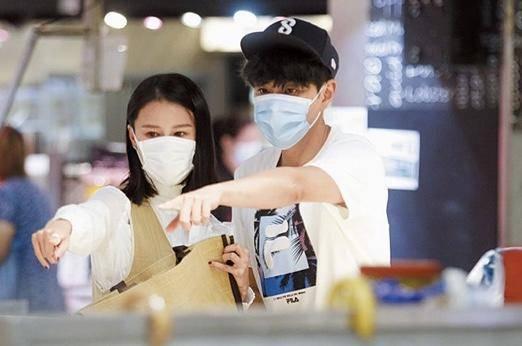 tvb|祝福！TVB金童玉女结婚两年正在积极备孕中，愿一切顺其自然