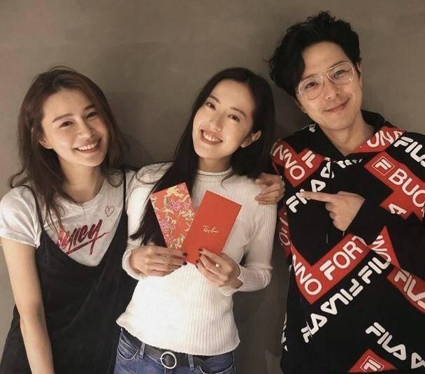 tvb|祝福！TVB金童玉女结婚两年正在积极备孕中，愿一切顺其自然