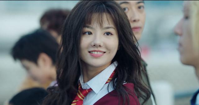 穿越火线|《穿越火线》最烧钱的角色，20套衣服不重样，你都认识吗？