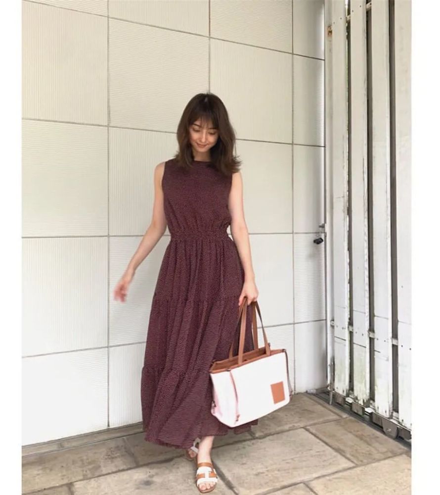 佐佐木希|佐佐木希不离婚了，被拍与老公一起散步