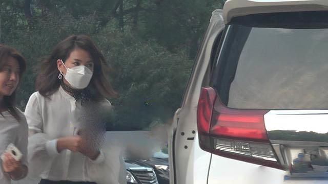 宋丹丹|宋丹丹生日宴第二波！众星云集场面热闹，冯小刚夫妇送豪礼