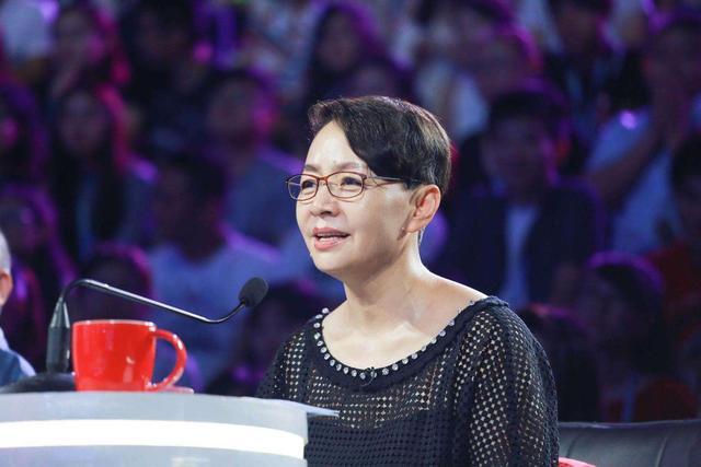 宋丹丹|宋丹丹生日宴第二波！众星云集场面热闹，冯小刚夫妇送豪礼