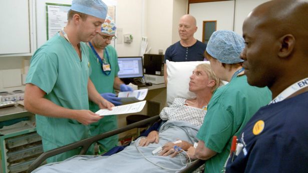 彼得·斯科特·摩根|英国科学家患渐冻症，将自己改造成半人半机器，成功延长寿命