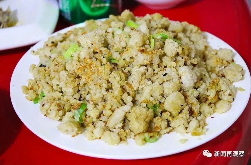 莜面傀儡莜面和土豆泥和成小团,搭配各种佐料和蔬菜炒熟,就成了炒傀儡