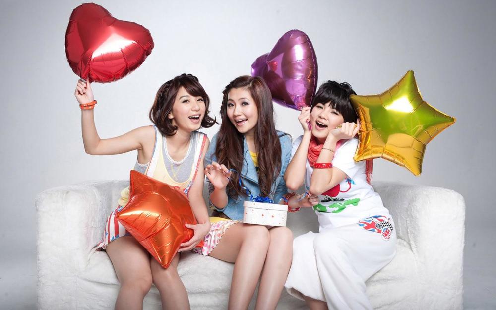 燕尾蝶下定爱的决心|真神仙打架，这一年发行的歌曲你肯定都听过！