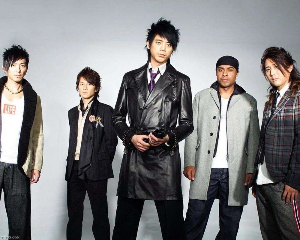 燕尾蝶下定爱的决心|真神仙打架，这一年发行的歌曲你肯定都听过！