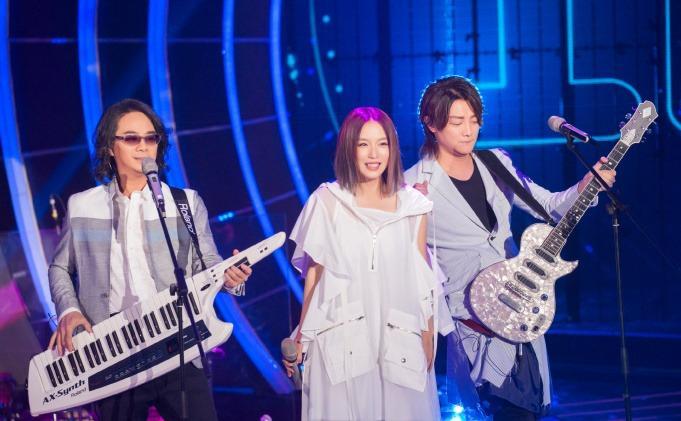 燕尾蝶下定爱的决心|真神仙打架，这一年发行的歌曲你肯定都听过！