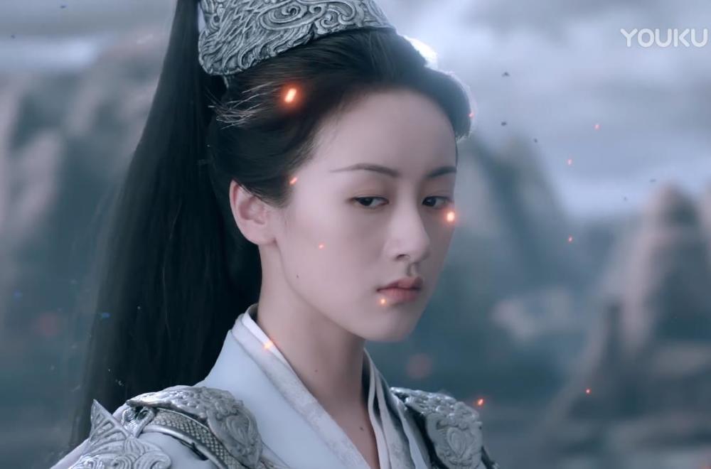 禹司凤|琉璃美人煞：司凤是妖又如何？为三界扛鸿蒙炉熔炉，昊辰能做到？