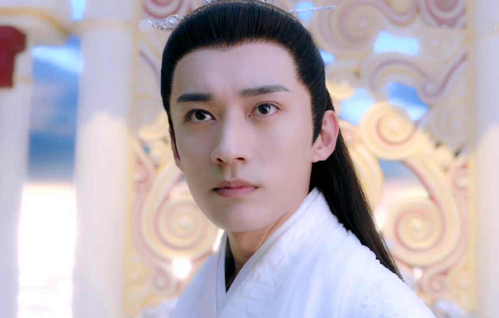 禹司凤|琉璃美人煞：司凤是妖又如何？为三界扛鸿蒙炉熔炉，昊辰能做到？