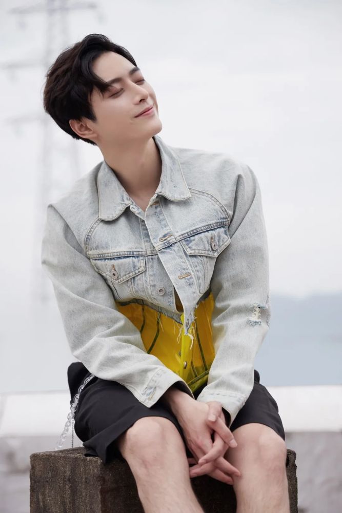 韩承羽|专访 《琉璃》韩承羽：安安静静向上，不慌不忙成长