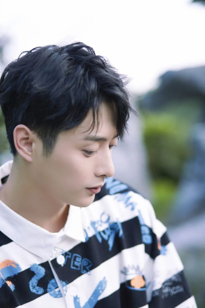 韩承羽|专访 《琉璃》韩承羽：安安静静向上，不慌不忙成长