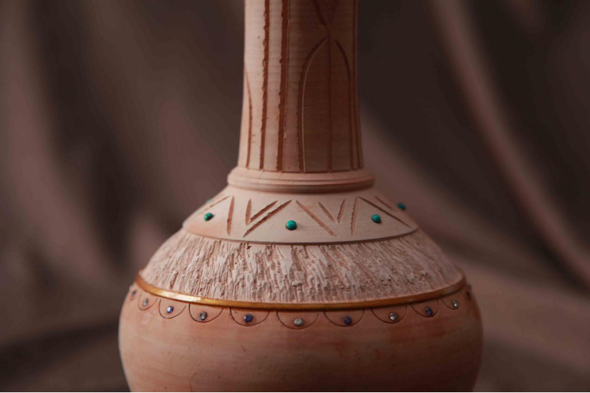 赵国洁与泥共舞20年只为让新疆土陶重新散发光芒