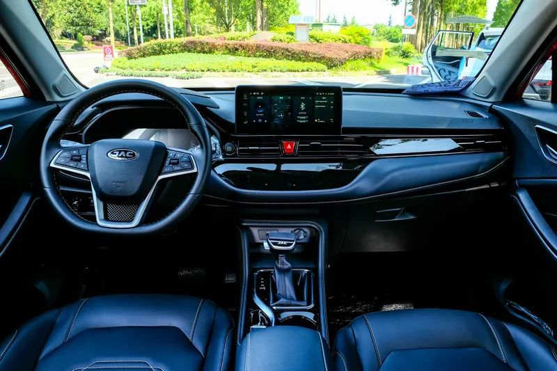 当江淮遇上德系品质试驾江淮嘉悦x4