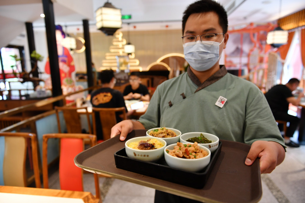  北京晚报评论：提倡小菜，防止质量下降和价格上涨