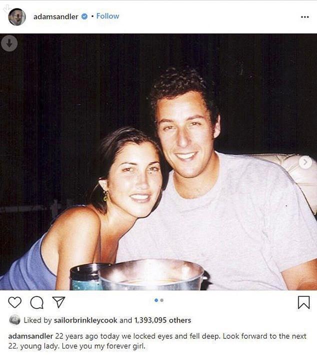 喜剧明星亚当桑德勒罕现身身材发福主演新片被迫推迟