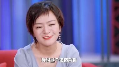 马伊琍|马伊琍首曝离婚后的状态：爬不起床，情绪崩溃，但仍相信爱情