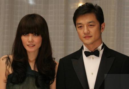 马伊琍|马伊琍首曝离婚后的状态：爬不起床，情绪崩溃，但仍相信爱情