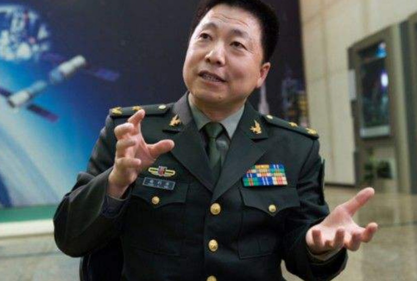 杨利伟|杨利伟曾在太空听见敲窗声？17年后终于查明真相：差点就回不来了