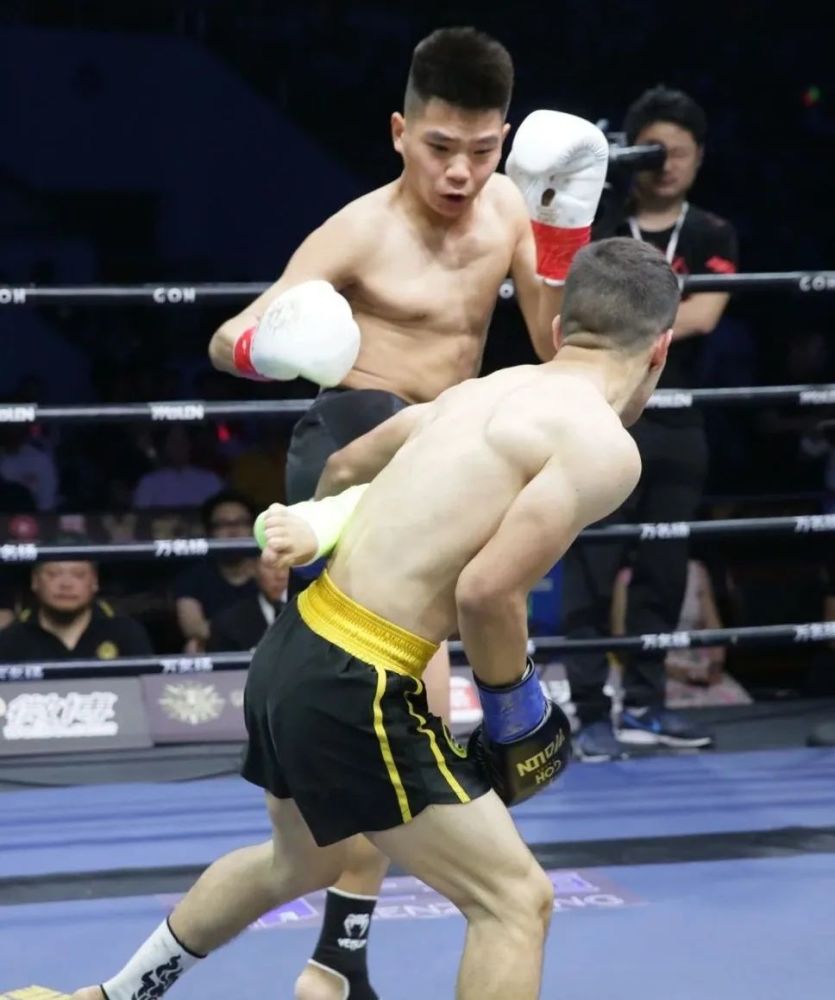 羽量级刘政雨被寄予厚望,很多拳迷认为他是最有可能夺冠的一位选手