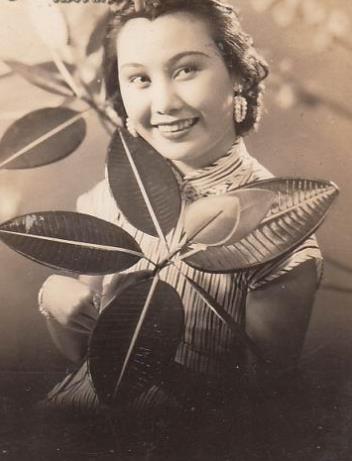 白杨:50年代最红女星,月薪365元,2次婚姻却坐牢5年,活到76岁