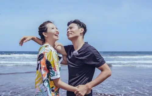 袁咏仪|蔡少芬袁咏仪王祖贤和杨钰莹，细数那些和富商纠缠不清的绝色女神