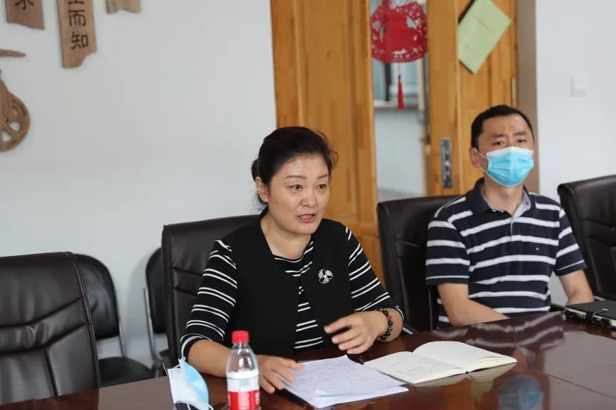 副区长王宇虹深入中小学校调研检查区管校聘和开学准备工作