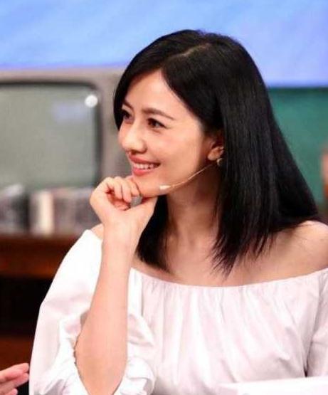 高圆圆|高圆圆与薇娅同框，方脸完胜锥子脸，女明星气质碾压网红