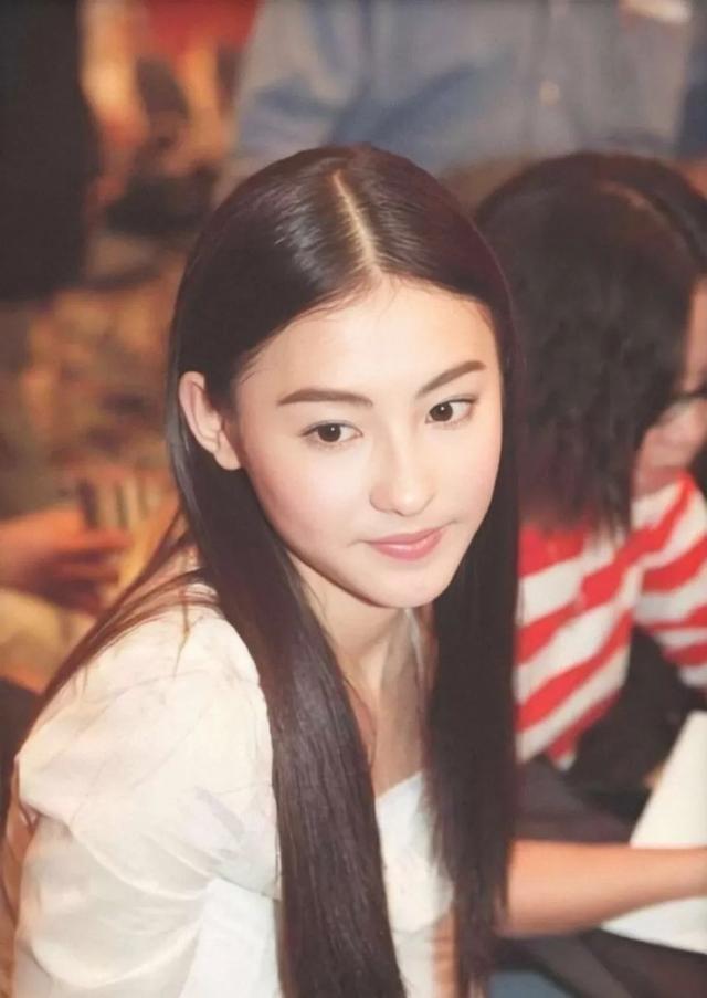 至今生父成谜,坐拥亿万财产被两个哥哥宠爱,张柏芝小儿子很幸福