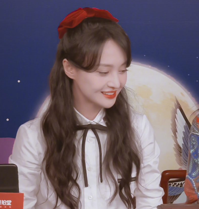 郑爽|郑爽面对小女孩的真诚祝福，感动落泪，理解与懂得让情感更加珍贵