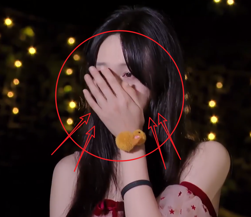 郑爽|郑爽面对小女孩的真诚祝福，感动落泪，理解与懂得让情感更加珍贵