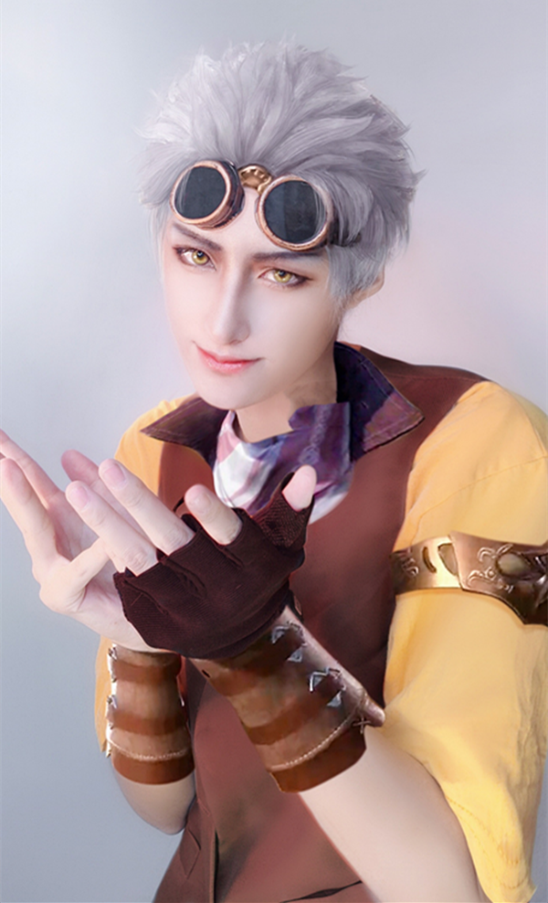 ikrae小木cos的马红俊