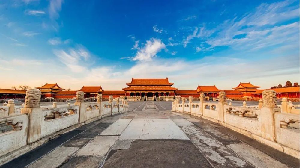 紫禁城|新华荐书时间：走进非同一般的紫禁城