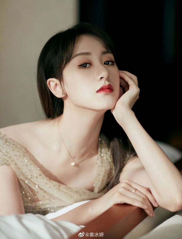 袁冰妍|“低配版赵丽颖”逆袭甜宠女主，却被全网嘲成万年丫鬟脸？