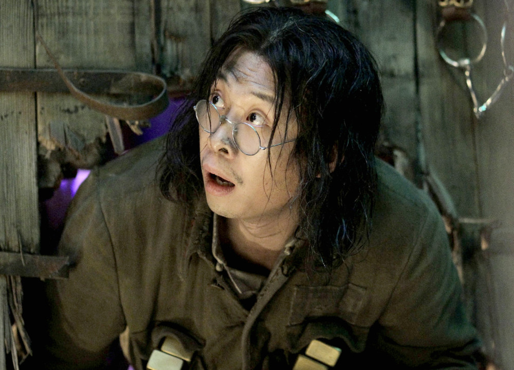 欧豪|欧豪主演票房突破100亿！《八佰》有两点超越了《战狼2》