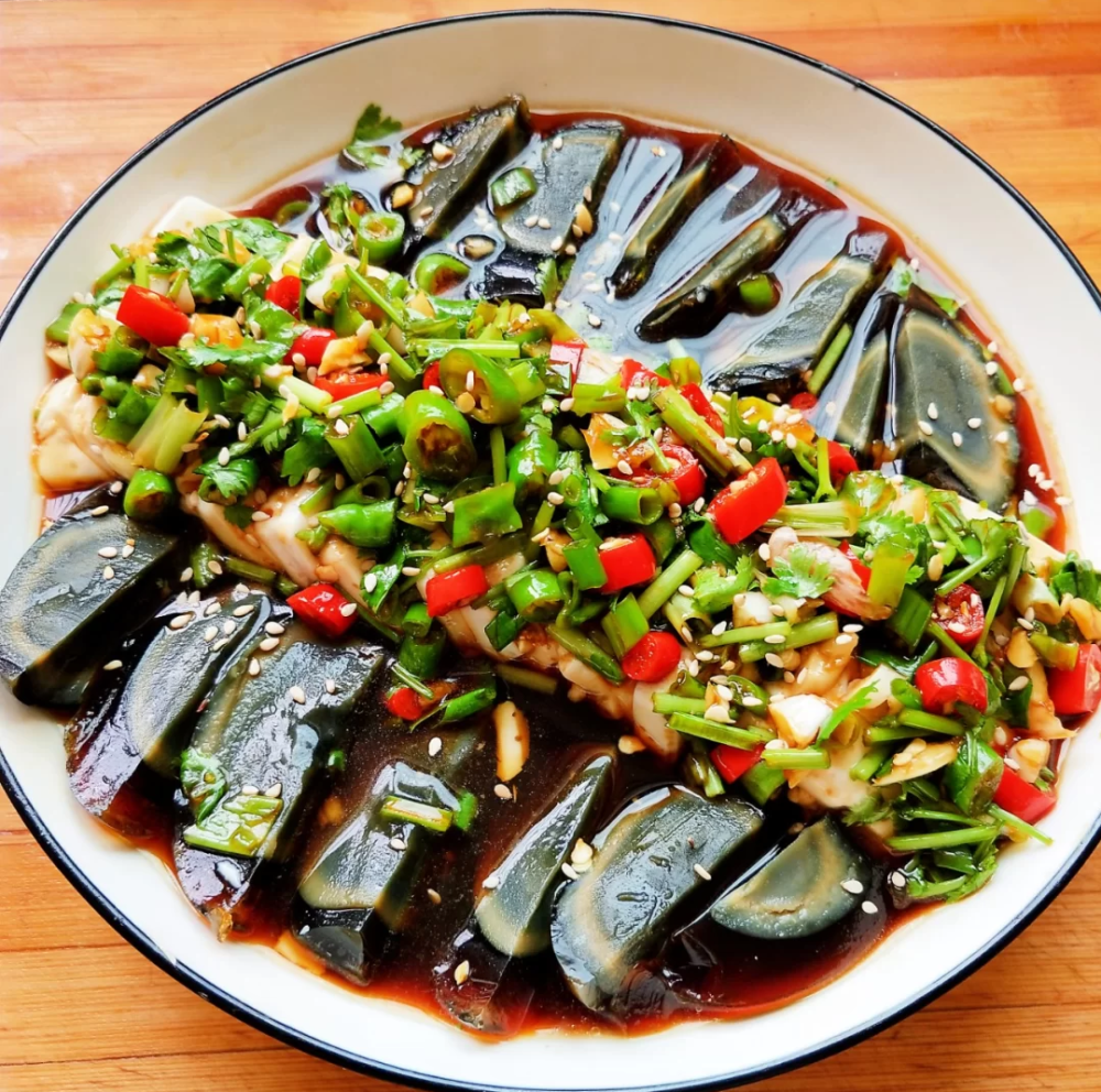 五分钟做凉拌皮蛋!清爽解腻!q弹可口!