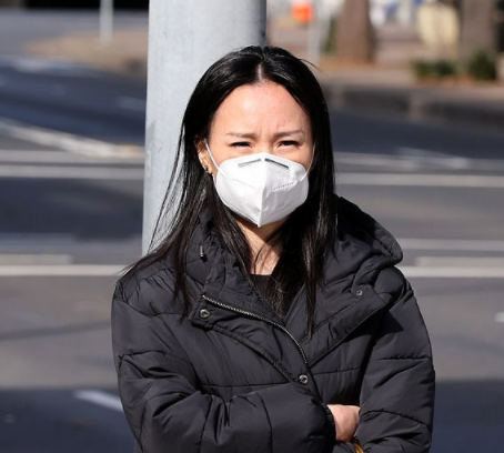 太彪悍 澳洲两华裔女子网上因疫情争吵 发定位约架互扇耳光