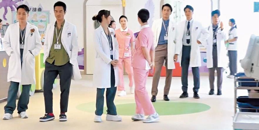 tvb|离开TVB数年，钟嘉欣地位有增无减，收300酬劳又要求5个月内拍完