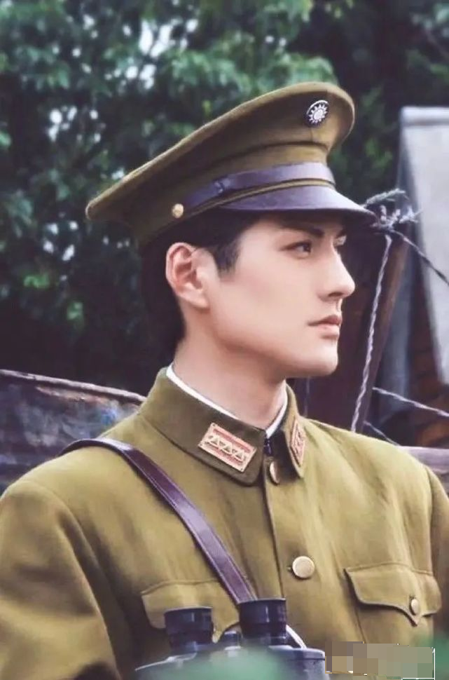 抖音|抖音宋威龙和厦大校草双双翻车？摘下滤镜，照骗团伙阵容日益壮大…