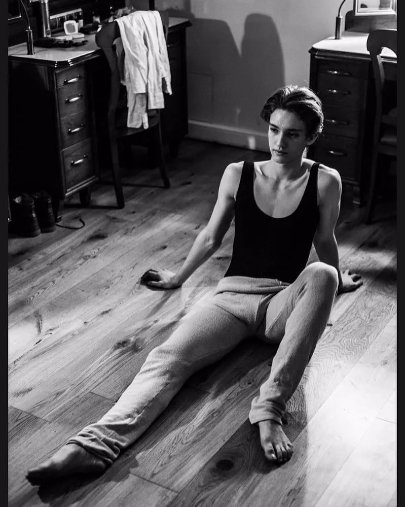 97年俄罗斯少年,私照迷倒世界少女!网友:我一直男看弯了!