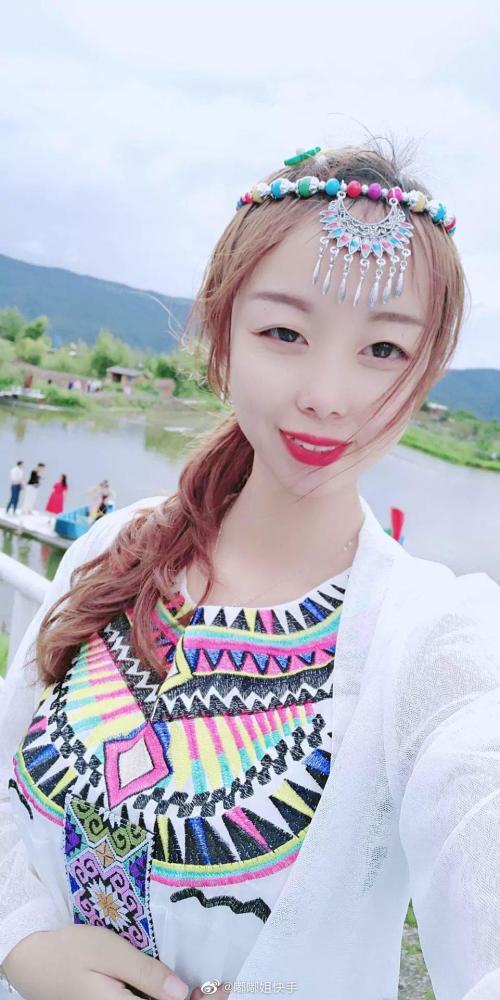 "快手嘟嘟姐"近况曝光!2年后"暴牙凸嘴"消失,网友吓歪:美炸