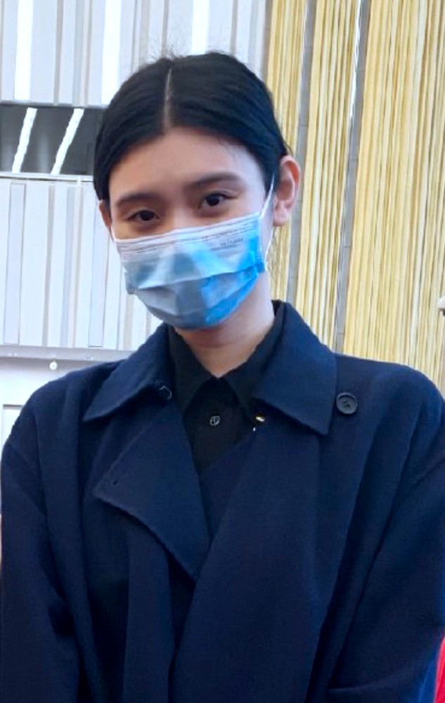 奚梦瑶|豪门媳妇不容易！奚梦瑶素颜出席会议，黑眼圈严重，面容疲惫憔悴