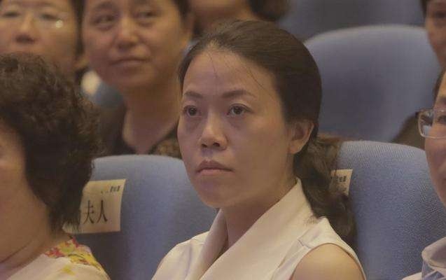 80后身价最高的美女老板,21岁临危受命,如今掌控7500亿资产