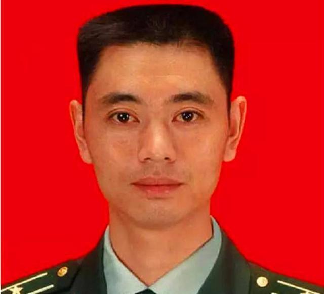 复出的吸毒艺人柯震东,你拿什么面对那些因公殉职缉毒警们