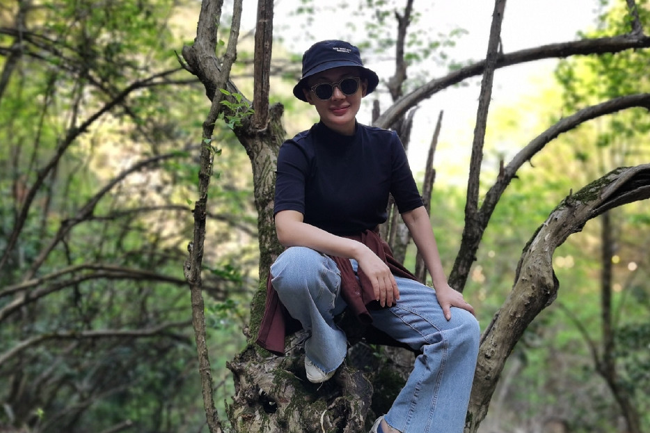 梅凌甄曾在三十而已中扮童瑶妈妈如今以家人之名里饰罗红