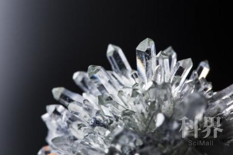 二氧化硅|陨石撞击可能会产生奇特的二氧化硅