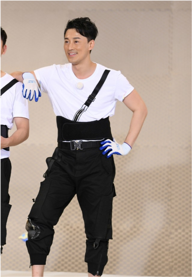 张馨月|林峰当爸？张馨月被曝8月26日在深圳医院产女婴，此前被拍挺大肚逛街